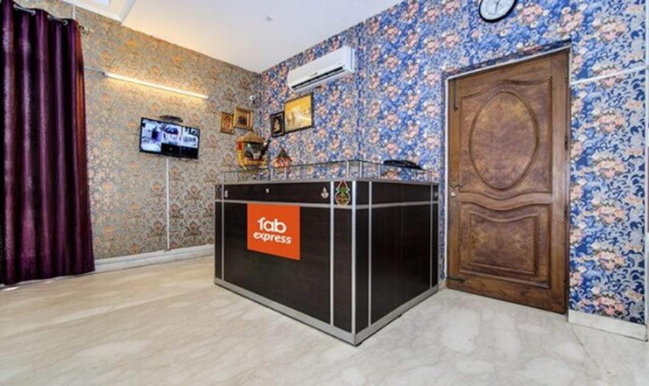 Fabexpress Ashray Hotel Noida Kültér fotó